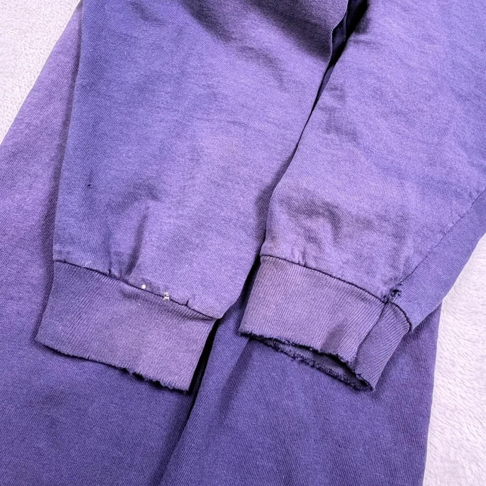 Y2K Vintage Quinnipiac‎ University Long Sleeve Tee XL Faded Distressed Blue